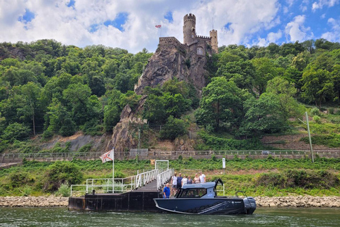 Private pleasure boat experience on the Rhine to the Loreley & visit to a castle Private recreational boat experience on the Rhine to the Loreley & visit to a castle
