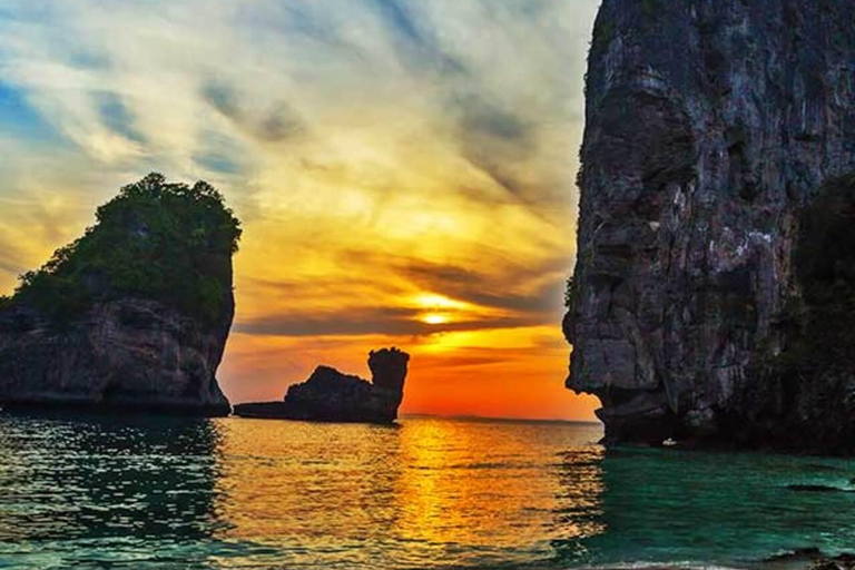 Phi Phi Islands: Private Sunset Cruise with Snorkeling Phi Phi Islands: Private Sunset Cruise with Snorkeling 4 hr