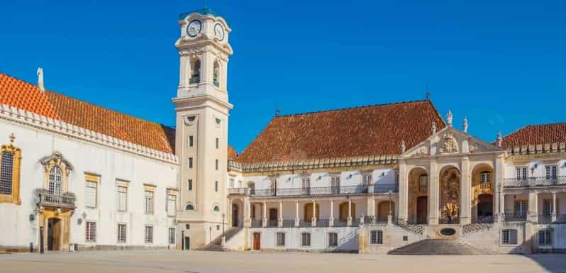 Coimbra : visite à pied de l'université en petit groupe avec billets