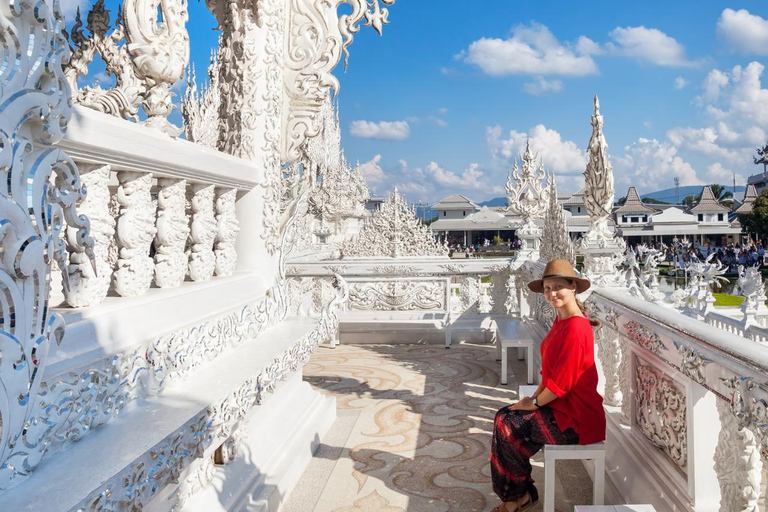 Chiang Mai to Chiang Rai Famous Temples Journey with Buffet Chiang Rai White,Blue,Black Temple+Buffet and Hotel Pick Up