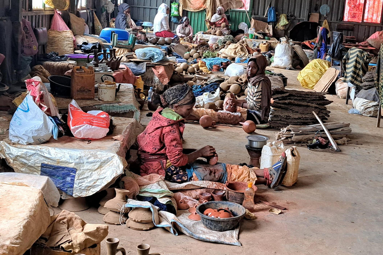 Addis Ababa: Silk Weaving, Pottery, and Coffee Tour