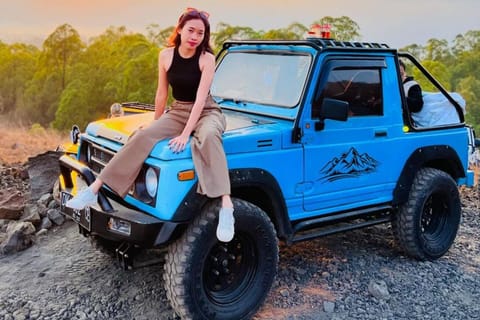 Bali: Mount Batur Sunrise Jeep and Hot Spring with Breakfast