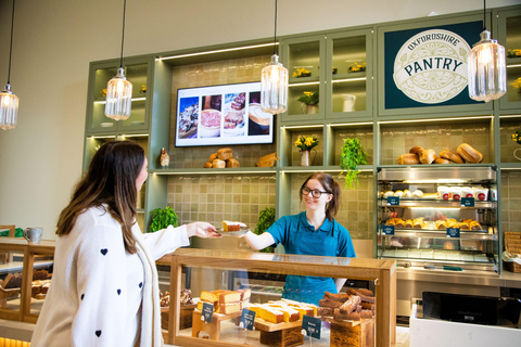 Blenheim Palace Admission & Lunch Voucher Palace, Park and Gardens Admission Ticket with Lunch Voucher