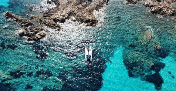 Palau: Maddalena Archipelago 50&#39; Catamaran Cruise with Lunch