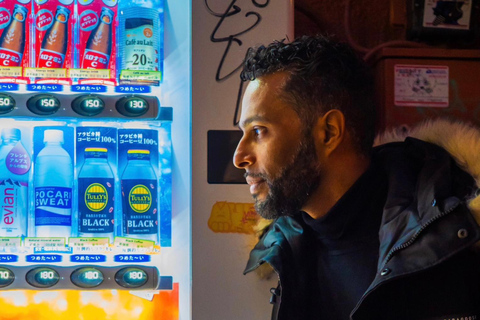 Tokyo: Private Shibuya Neon Lights Photo Tour