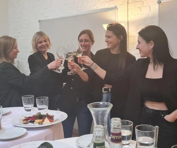 Saarbrücken: Degustazione di vini biologici in modo prezioso