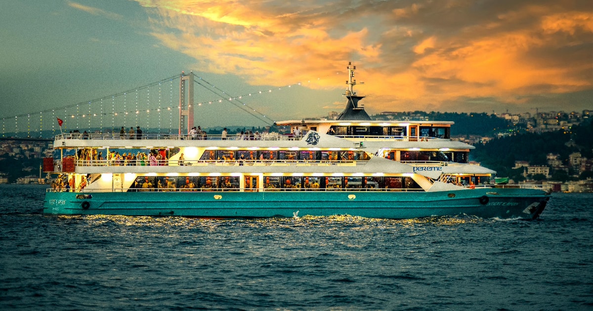 Istanbul: Bosphorus Dinner Cruise , Unlimited Drinks, & Show | GetYourGuide