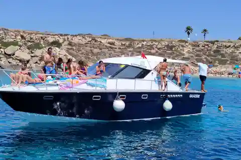 Favignana e Levanzo con Elisabetta II
