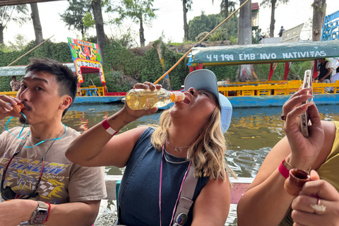 Mexico : visite guidée en bateau avec déjeuner et boissonsMexico : sortie en bateau avec un guide expert, déjeuner et boissons inclus