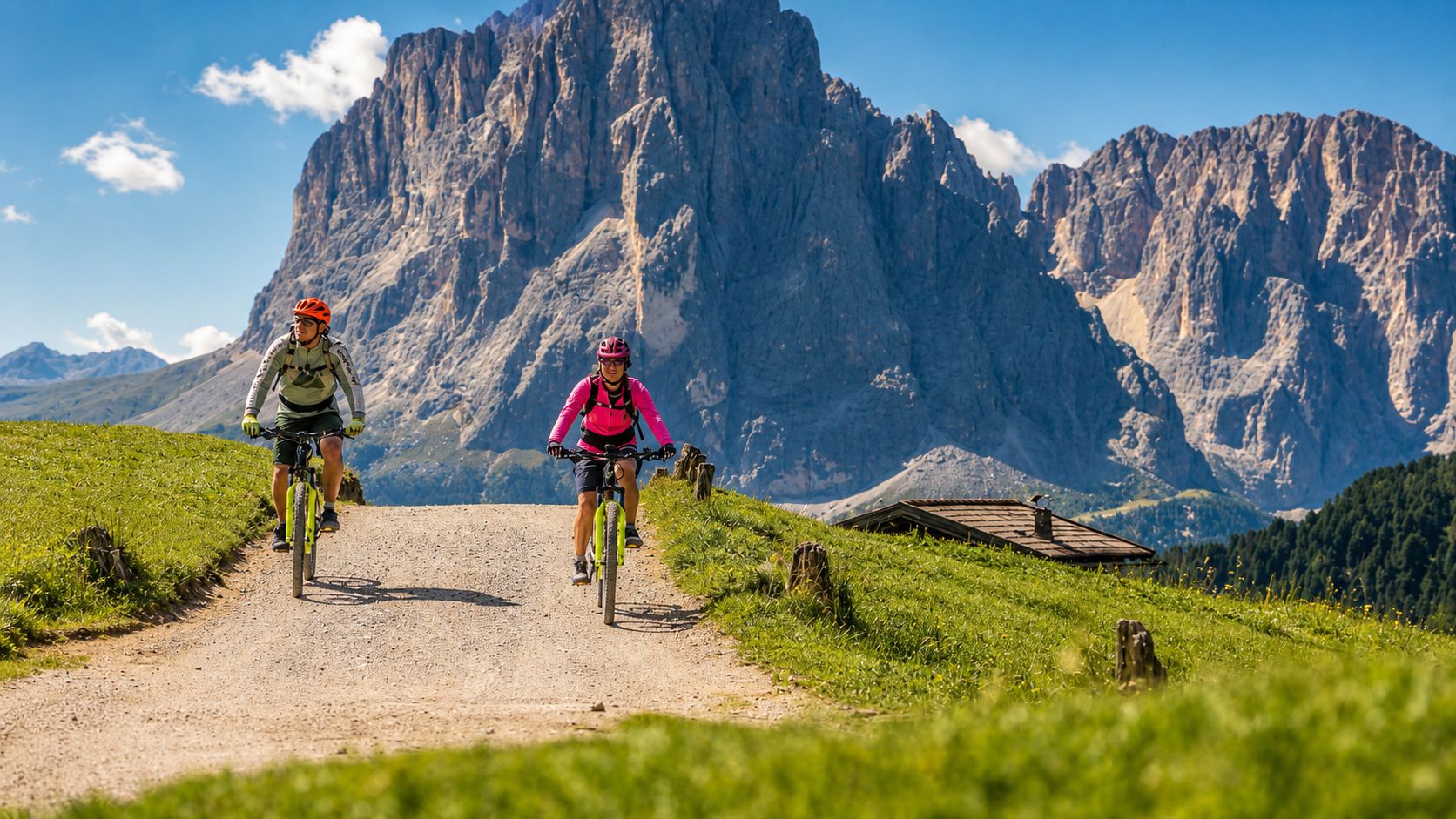 Wolkenstein in Gröden: E-Bike-Tour zwischen Vallunga und Santa Cristina
