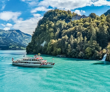 Interlaken: Boat Day Pass on Lake Thun and Lake Brienz