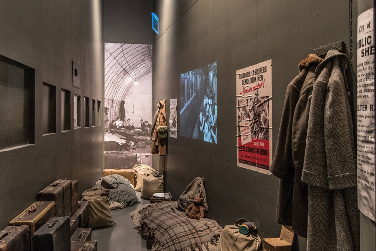 Gdańsk: Private Guided Tour of the WWII Museum