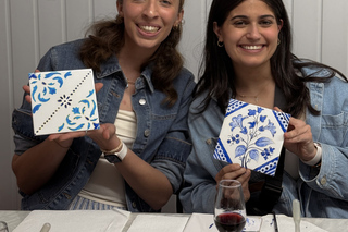 Porto: Tile Painting Workshop with Porto Wine - Sé do Porto