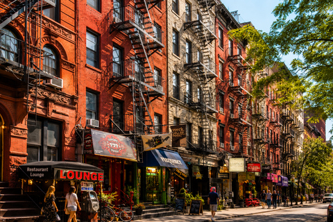 NYC: Manhattan Walking Tour with Local Guide