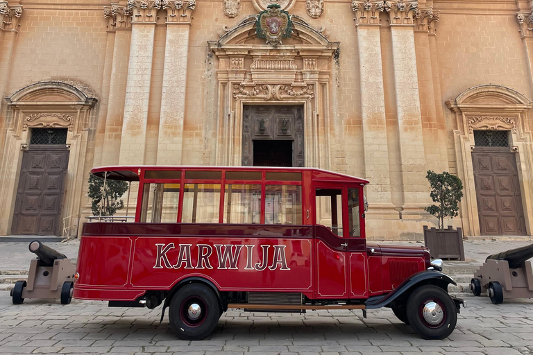 Malta: Autobús privado de época con chóferMalta: Autobús privado de época con chófer 5 horas