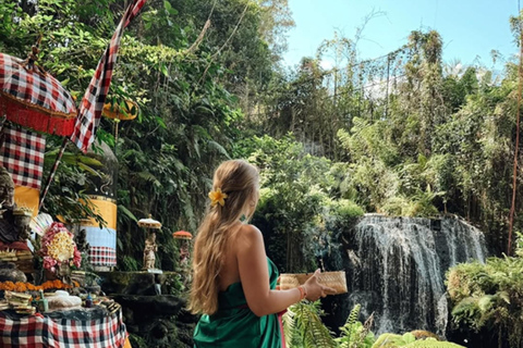 Bali: vida rural em Bongkasa e ritual de purificação em Taman Beji
