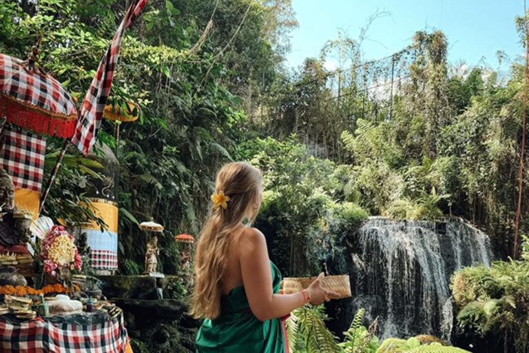 Bali: vida rural em Bongkasa e ritual de purificação em Taman Beji