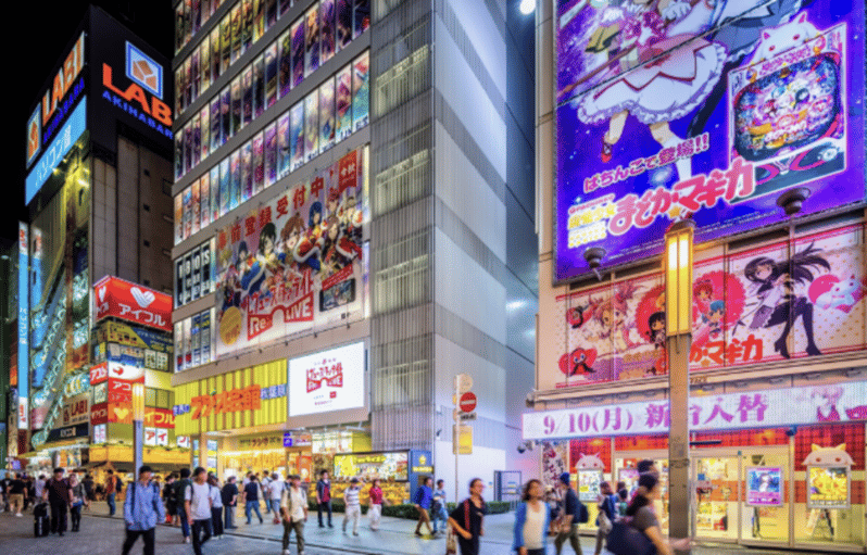 Tokyo: Akihabara Anime Shopping Tour with Guide