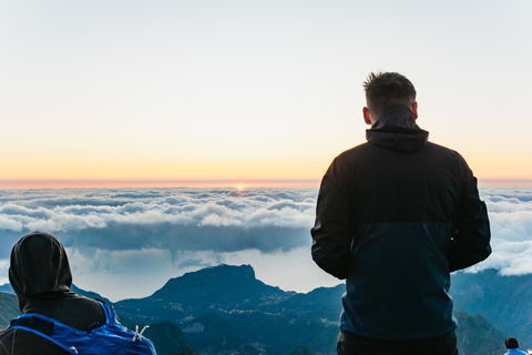 Caminata autoguiada al amanecer desde Pico do Arieiro hasta Pico RuivoCaminata al amanecer