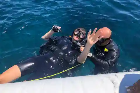 Villasimius: Capo Carbonara Prima immersione con istruttore