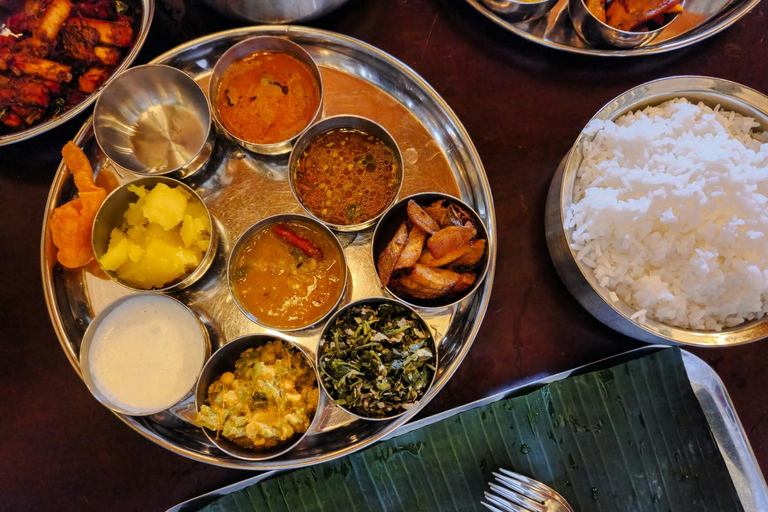 Colombo: Evening Guided City Tour with Dinner