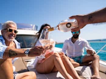 Mykonos: Yacht MAYA privat cruise | halv- eller heldagsalternativ