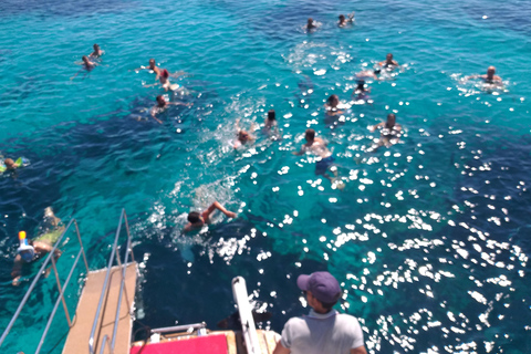 From Palau: La Maddalena Archipelago 4 Stops Boat Tour From Palau: La Maddalena Archipelago Full-Day Boat Tour