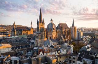 Deutschland: Zugfahrt von Köln nach Aachen