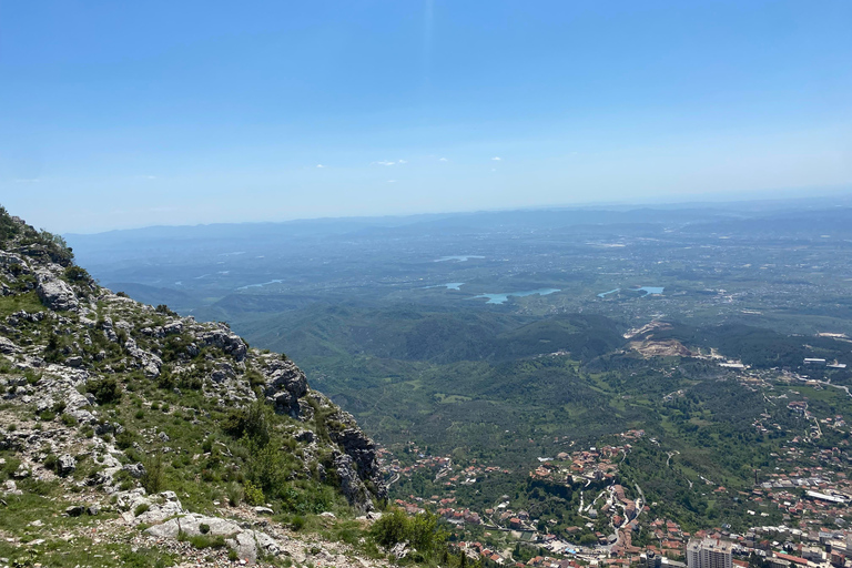 Depuis Tirana : Excursion d&#039;une journée à Kruja et au temple de Sari Salltik