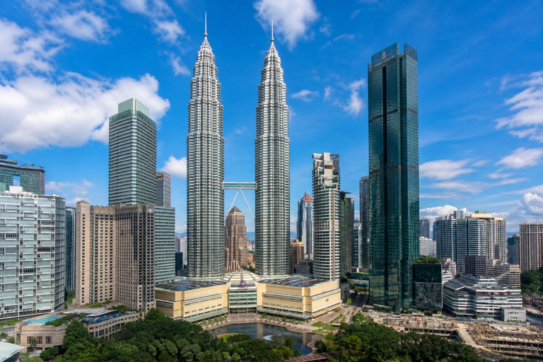 Batu Caves & Elephant Sanctuary with KL Complimentary Tour B.Caves, Elephant Sanctuary with 2hrs KL City Tour (Private)