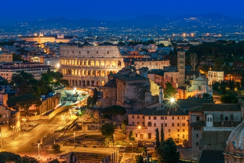Rome: Colosseum by Night met Underground & Arena Floor Tour
