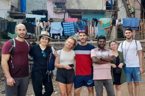 Mumbai: tour di 2 ore dello slum di Dharavi con guida localeTOUR PRIVATO