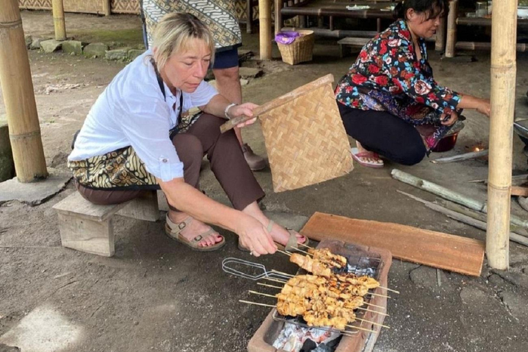 Yogyakarta: Javanese Cooking & Pindul Cave Tubing SHARED Activity