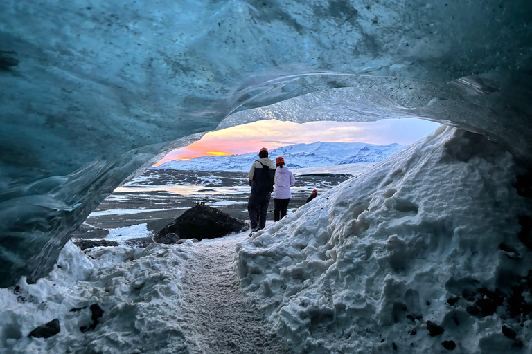 جوكولسارلون: جولة في كهف الجليد مع نزهة على الجليد وسيارة جيب فائقة