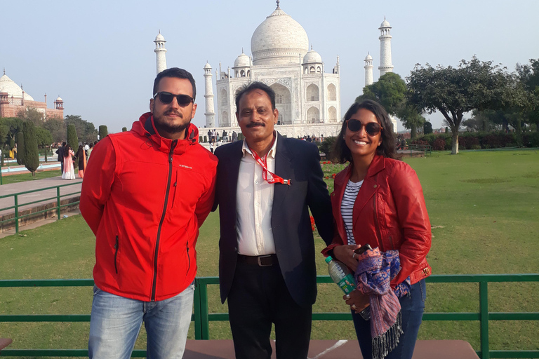 泰姬陵与阿格拉堡之旅（含标志性摄影环节）探索泰姬陵（仅限导览）