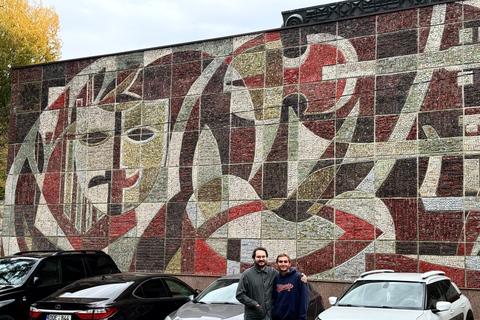 Powrót do ZSRR bez opuszczania Kiszyniowa (z lunchem i napojem)Kiszyniów: autentyczna wycieczka sowiecka z lunchem i napojami