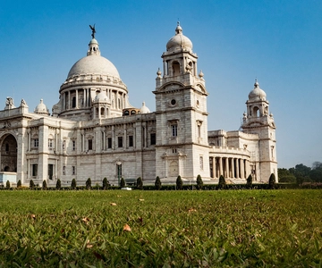 Kolkata: Private Tour of City of Joy with Licensed Guide