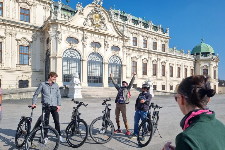 Vienna: Tour guidato in bicicletta elettrica