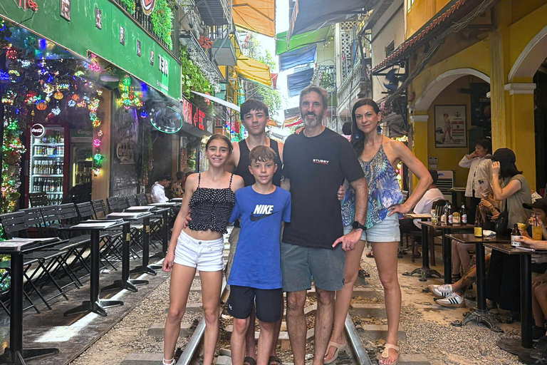 Hanoi: 2-Day Incense Villages & Jeep City Experience