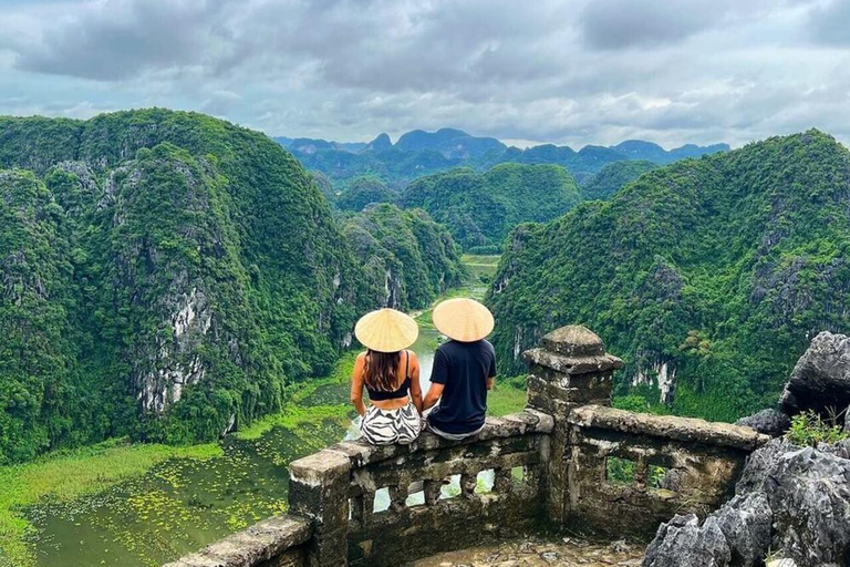 Hanoi: Ninh Binh| Hoa Lu, Trang An, Mua Cave VIP Limousine Group Tour