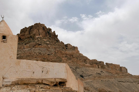 6 dias de emoções: Aventura de jipe no coração do deserto