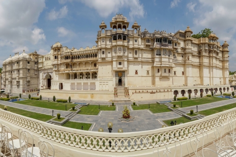 Ab Delhi: 2-tägige private Pink City Jaipur Tour mit ÜbernachtungTour mit 3-Sterne-Hotelunterkunft