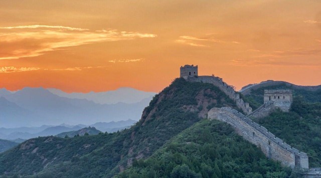 Beijing: Best Great Wall Sunset Tour at Jinshanling Section