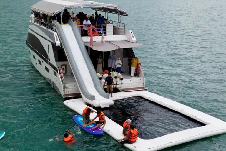 Langkawi: Premium Sunset Slide Cruise with Buffet & Drinks