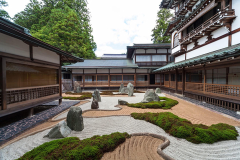Wakayama & Koyasan: Private Tour with Hotel Pickup & Lunch