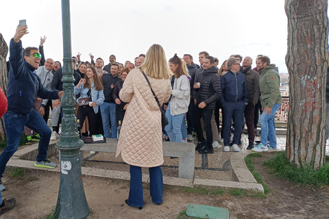 Lisbonne : Visite de la ville en Tuk TukVisite de 3 heures en Tuk Tuk