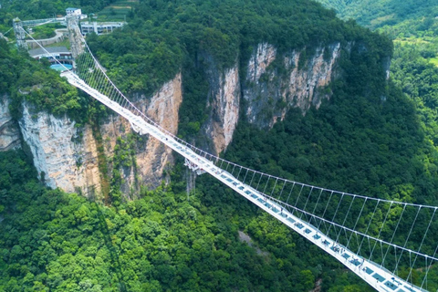 Zhangjiajie 2-Day Tour with Sunrise & Hidden Trails Zhangjiajie 2-Day Tour with Sunrise & Hidden Trails