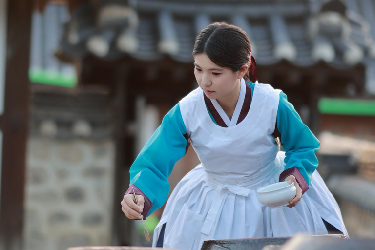 YEINBANG Men's k-drama hanbok rental YEINBANG Men's royal k-drama hanbok