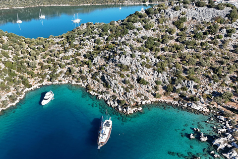 Navega por Turquía: Fethiye Kekova Fethiye Crucero en Goleta de Edad Mixta