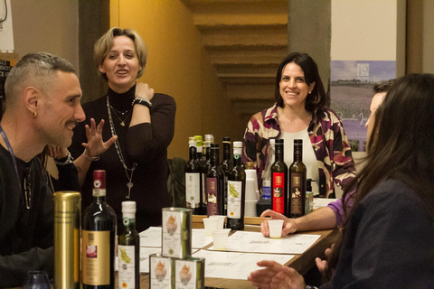 Florence: Wine Windows & Hidden Legends Evening Tour PREMIUM Wine Windows & Hidden Legends Evening Tour